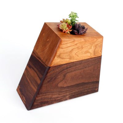The Living Urn Planter - Lotus