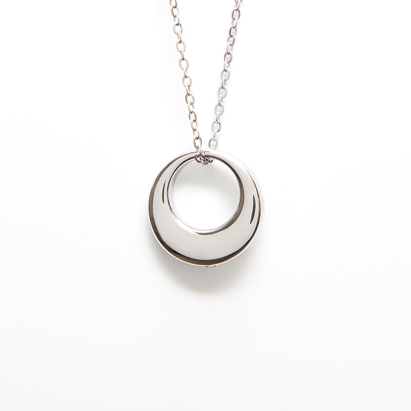 Circle Pendant - Perry