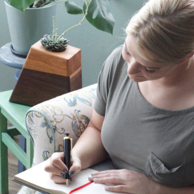 The Living Urn Planter™ - Messenger